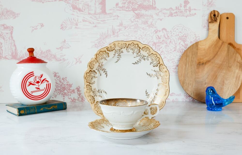 VTG 1960s Eberthal Bavaria Teacup Trio Set MCM Tea Party Cottage Rococo MISMATCH